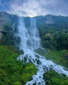 Hiking at Lemmon Falls in Ritter Island, Idaho: A Trail Guide