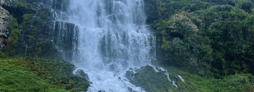 Hiking at Lemmon Falls in Ritter Island, Idaho: A Trail Guide