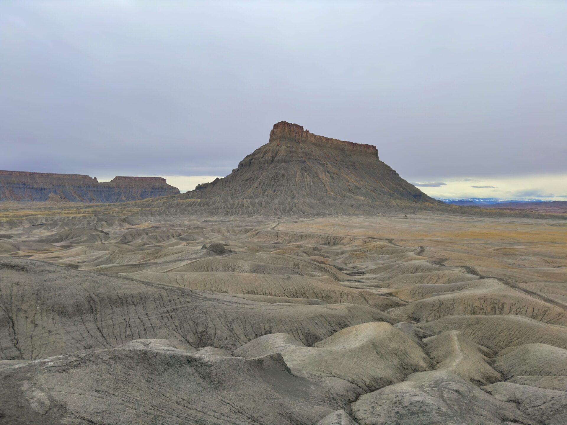 The Splendor of Factory Butte: A Comprehensive Hiking Guide