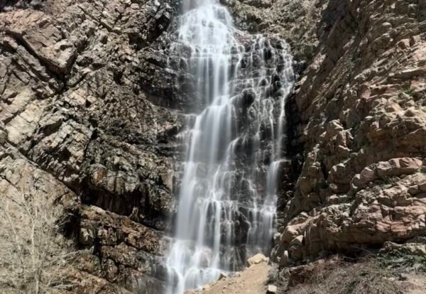 Waterfall Canyon Trail Guide: A Hiker’s Dream