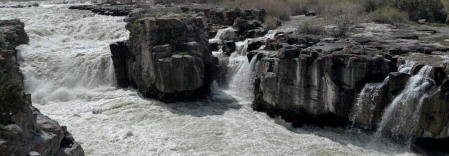 Ultimate Guide to Hiking Cauldron Linn, Jerome County