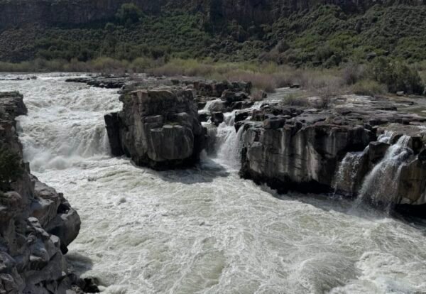 Ultimate Guide to Hiking Cauldron Linn, Jerome County