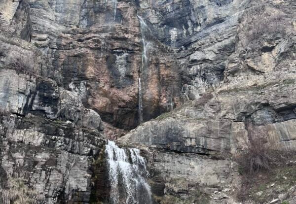 Complete Guide to Hiking Stewart Falls, Utah: Embrace the Beauty
