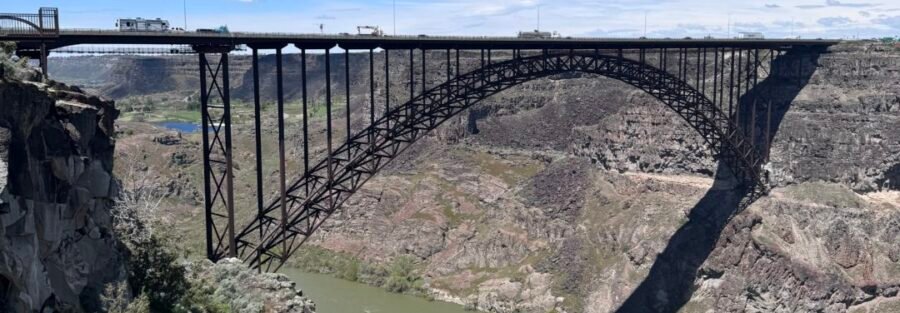 Discover the Beauty of Snake River Canyon Rim Trail