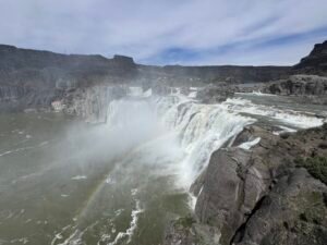 Explore Shoshone Falls: Ultimate Hiking Guide & Travel Tips