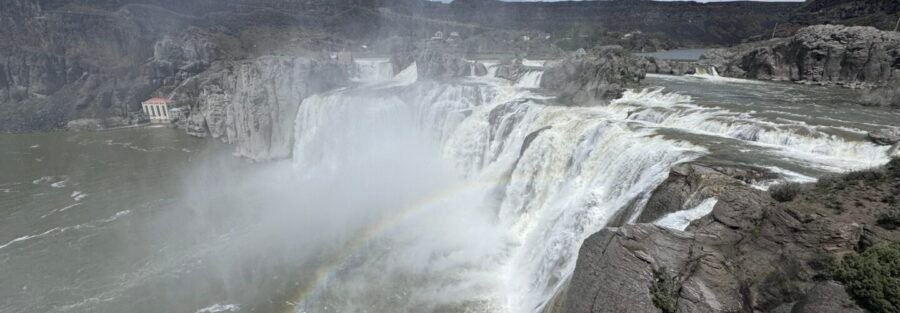 Explore Shoshone Falls: Ultimate Hiking Guide & Travel Tips