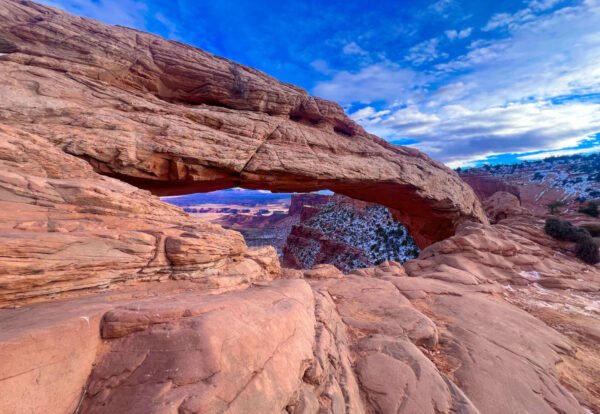 A Complete Guide to Mesa Arch in Canyonlands National Park