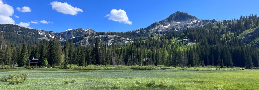 Guide to Hiking Silver Lake Loop in Uinta-Wasatch-Cache National Forest, Utah