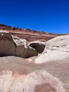 Your Guide to Hiking The Nautilus in Grand Staircase-Escalante National Monument