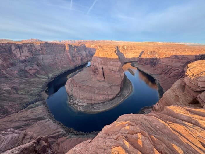 Your Ultimate Guide to Hiking Horseshoe Bend in Glen Canyon National Recreation Area