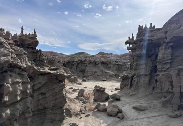 Your Ultimate Guide to Hiking the Fantasy Canyon Loop Near Bonanza, Utah