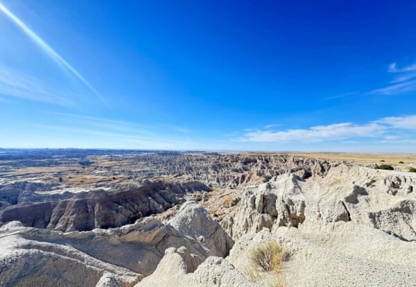 Your Complete Guide to Exploring Pinnacles Overlook in Badlands National Park, South Dakota