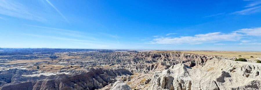 Your Complete Guide to Exploring Pinnacles Overlook in Badlands National Park, South Dakota