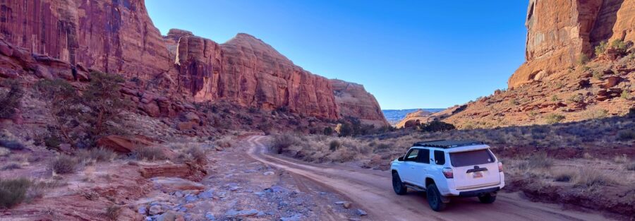 Off-Roading the Gemini Bridges OHV Trail Near Moab: An Adventure You’ll Never Forget