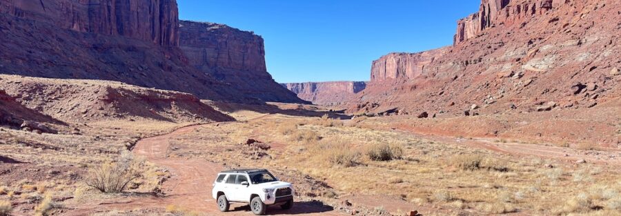 Off-Roading the Mineral Bottom OHV Route: A Wild and Scenic Adventure