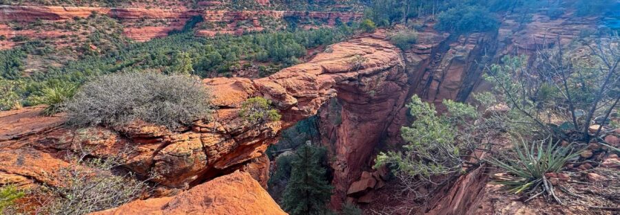 Hiking Devil’s Bridge via Dry Creek Road in Sedona
