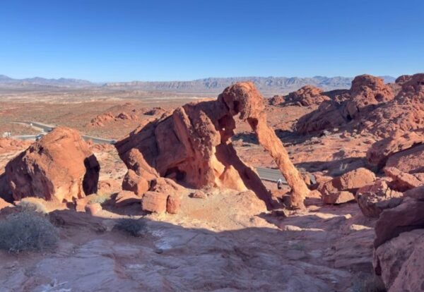 Hiking Elephant Rock Trail