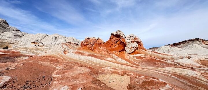 Hiking White Pocket Trail in Vermilion Cliffs: A Surreal Desert Wonderland