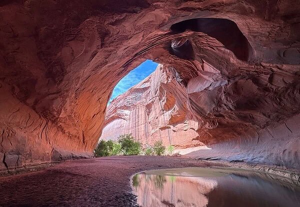 Hiking to the Golden Cathedral in Glen Canyon National Recreation Area