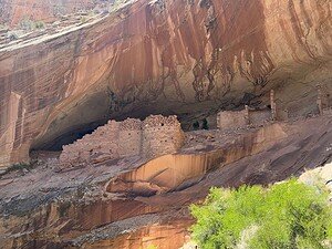 Hiking Monarch Cave via Comb Ridge: A Journey Through Ancient History in Bears Ears